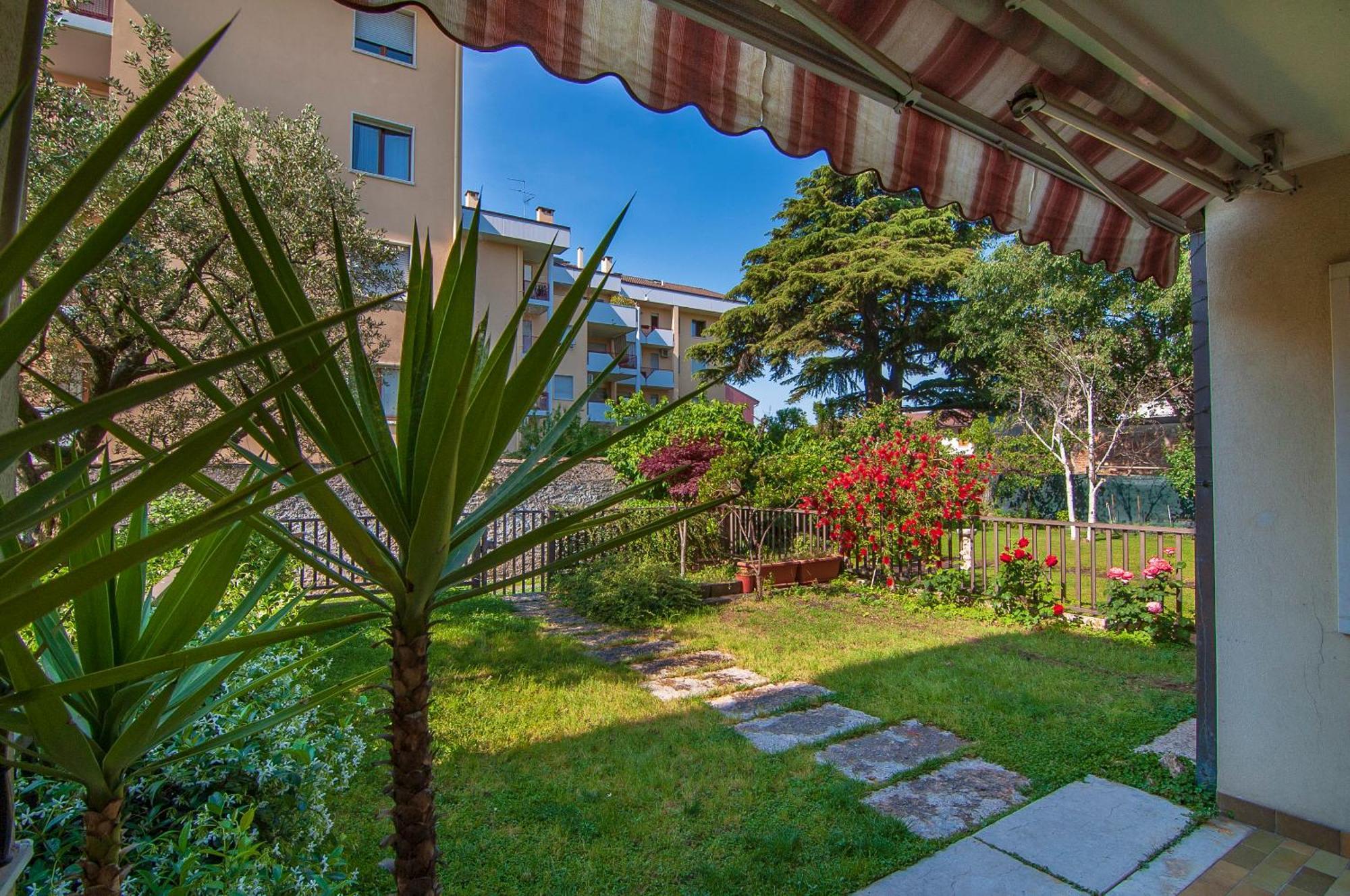 Hotel Gardenhouse - Wifi And Garden Verona Exterior foto